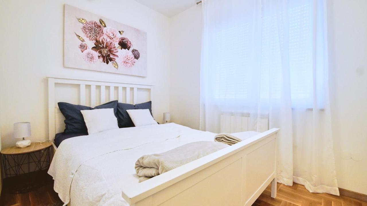 Lovely Apartment Mira Near Airport Zagreb Velika Gorica Exterior foto